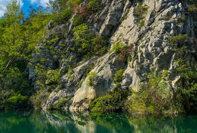 Tisne Stine, Cetina Canyon