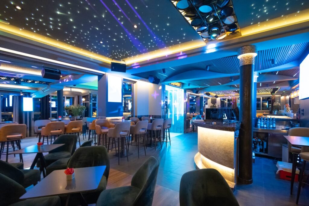 Kavana Carpe Diem, Best places to go out in Split, Croatia
