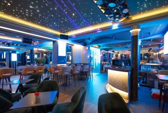 Kavana Carpe Diem, Best places to go out in Split, Croatia
