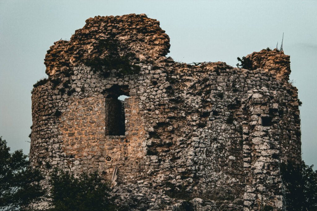 Cacvina Fortress, Kula Čačvina