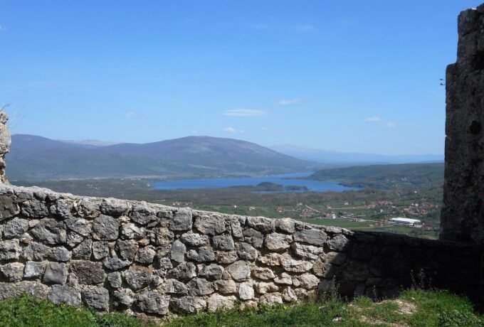 Photo by Lukylipik